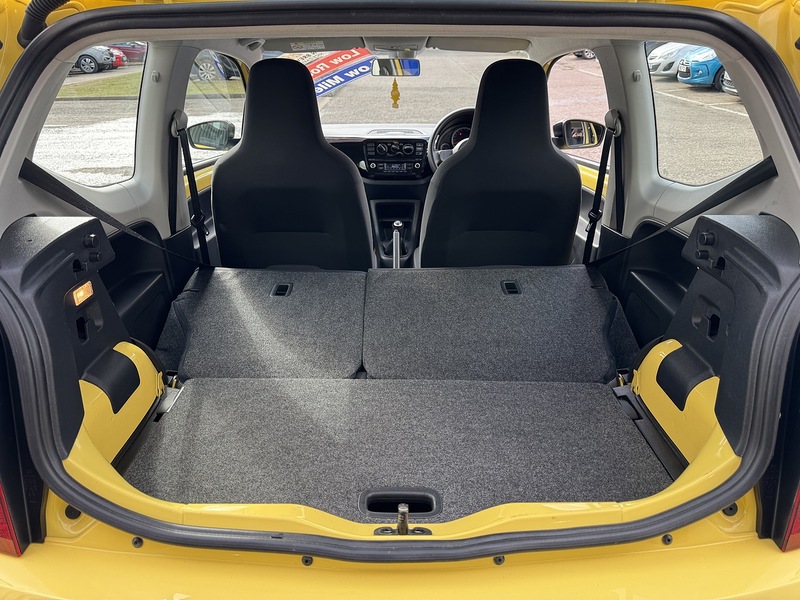 Volkswagen 1.0 Look up! Hatchback 3dr Petrol Manual Euro 6 (60 ps)