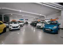 Volkswagen up! Look up!