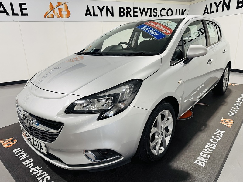 Vauxhall 1.4i SRi Nav Hatchback 5dr Petrol Manual Euro 6 (s/s) (90 ps)