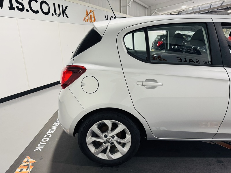 Vauxhall 1.4i SRi Nav Hatchback 5dr Petrol Manual Euro 6 (s/s) (90 ps)