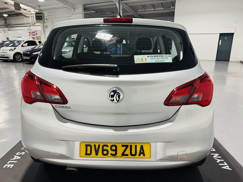 Vauxhall 1.4i SRi Nav Hatchback 5dr Petrol Manual Euro 6 (s/s) (90 ps)