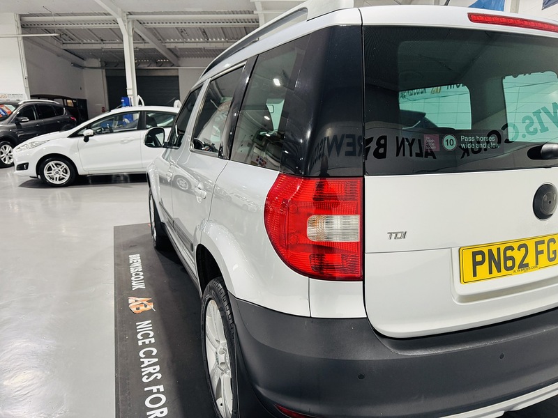 Skoda 2.0 TDI SE Plus SUV 5dr Diesel Manual Euro 5 (110 ps)