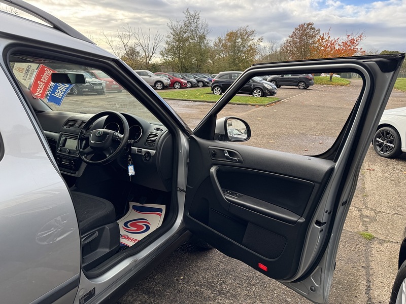 Skoda 2.0 TDI SE Plus SUV 5dr Diesel Manual Euro 5 (110 ps)