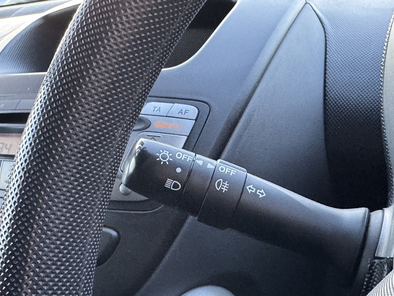 Peugeot 1.0 12V Envy Hatchback 3dr Petrol Manual Euro 5 (68 ps)