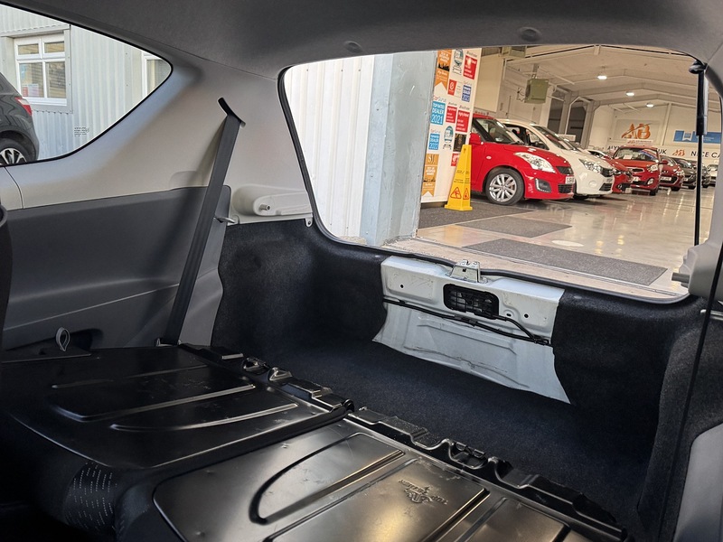 Peugeot 1.0 12V Envy Hatchback 3dr Petrol Manual Euro 5 (68 ps)