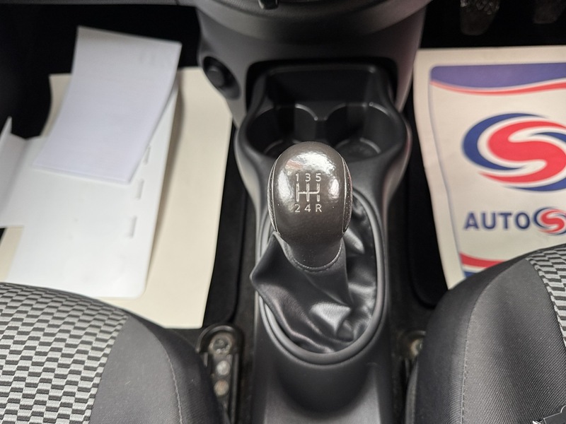 Nissan 1.2 Visia Hatchback 5dr Petrol Manual Euro 5 (80 ps)