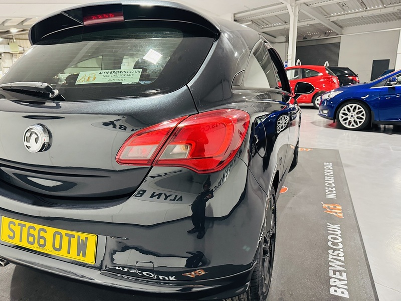 Vauxhall 1.4i ecoFLEX Limited Edition Hatchback 3dr Petrol Manual Euro 6 (90 ps)