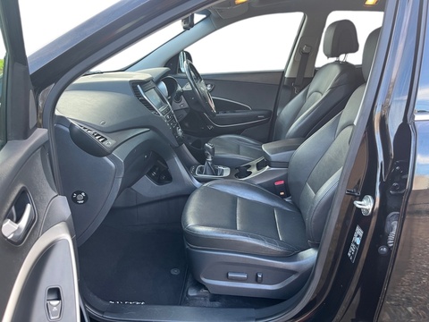 2.2 CRDi Blue Drive Premium SE SUV 5dr Diesel Manual 4WD Euro 6 (s/s) (7 Seat) (200 ps)