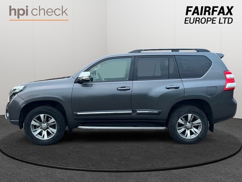 3.0 D-4D Invincible SUV 5dr Diesel Auto 4WD Euro 5 (7 Seats) (190 ps)