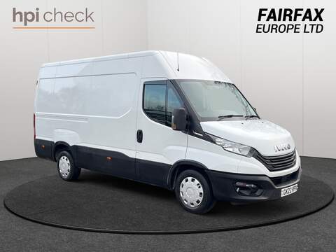 2.3D HPI 14V 35S 3520 Panel Van 5dr Diesel HiMatic MWB H2 Euro 6 (s/s) (136 ps)