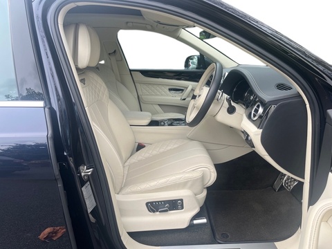 4.0d V8 SUV 5dr Diesel Auto 4WD Euro 6 (s/s) (435 ps)
