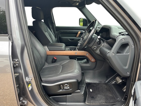 3.0 P400 MHEV X SUV 5dr Petrol Auto 4WD Euro 6 (s/s) (400 ps)