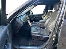 Land Rover Discovery D300 MHEV R-Dynamic HSE