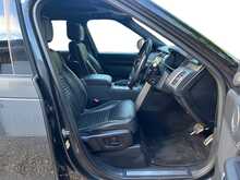 Land Rover Discovery D300 MHEV R-Dynamic HSE