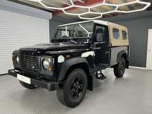 Land Rover Defender 110 Pick Up 