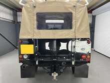 Land Rover Defender 110 Pick Up 