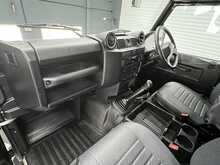 Land Rover Defender 110 Pick Up 