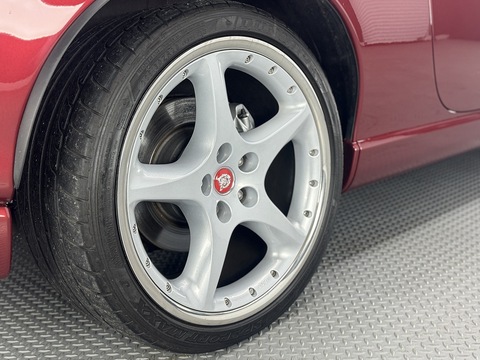 4.2 Supercharged Convertible 2dr Petrol Automatic (304 g/km, 400 bhp)