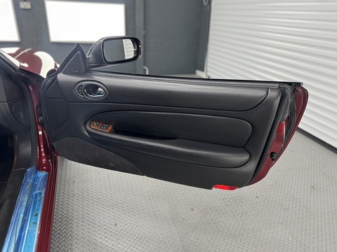 4.2 Supercharged Convertible 2dr Petrol Automatic (304 g/km, 400 bhp)