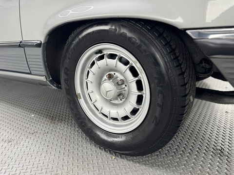 SL Convertible 5.0 Petrol