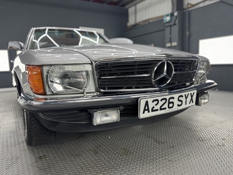 SL Convertible 5.0 Petrol