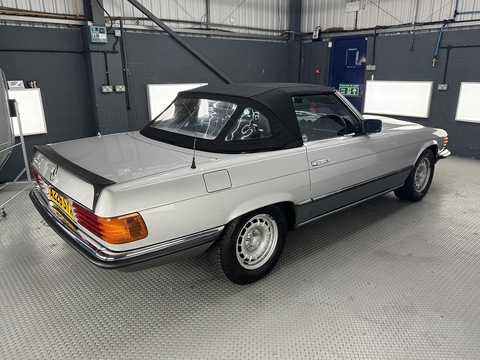 SL Convertible 5.0 Petrol