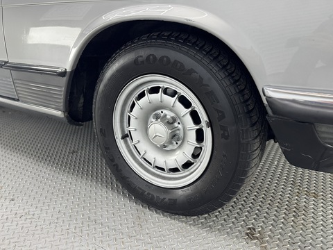 SL Convertible 5.0 Petrol