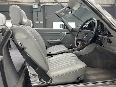 SL Convertible 5.0 Petrol