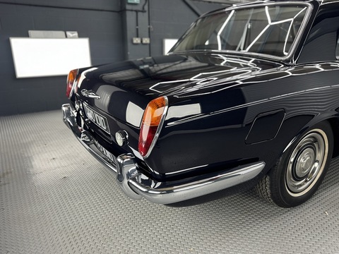 Park Ward 6.2 2dr Saloon Automatic Petrol