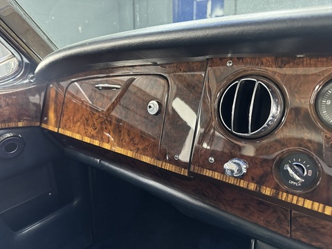 Park Ward 6.2 2dr Saloon Automatic Petrol