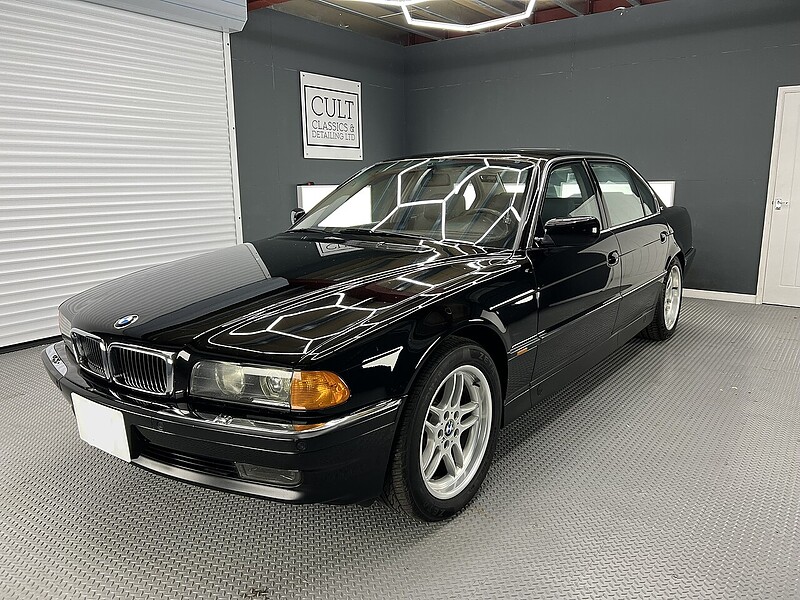 750iL 5.4 4dr Saloon Automatic Petrol