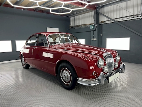 V8 2.5 4dr Saloon Automatic Petrol