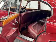 Daimler 250 V8 