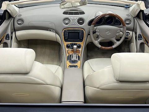 R230 5.5 2dr Convertible Automatic Petrol