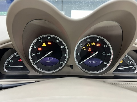 R230 5.5 2dr Convertible Automatic Petrol