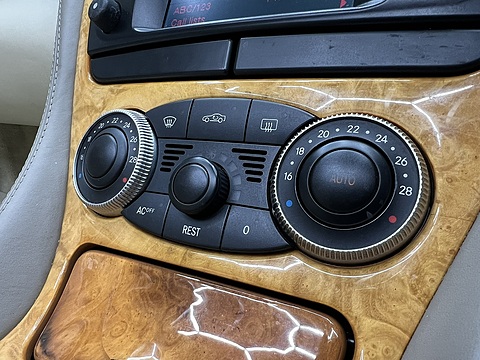 R230 5.5 2dr Convertible Automatic Petrol