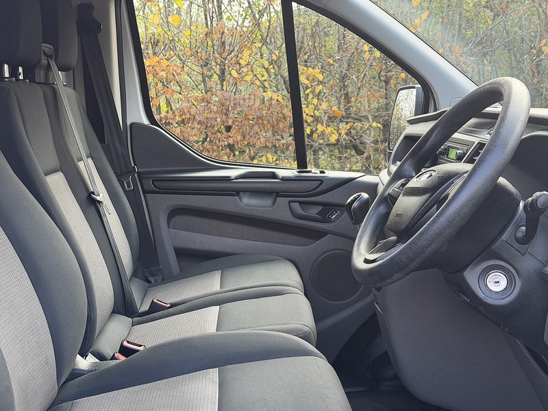 Ford Transit Custom 280 EcoBlue Leader - U389