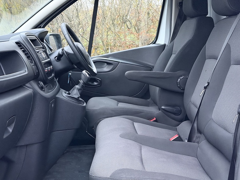 Renault Trafic dCi ENERGY 28 Business - U390