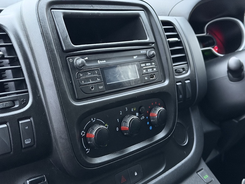 Renault Trafic dCi ENERGY 28 Business - U390