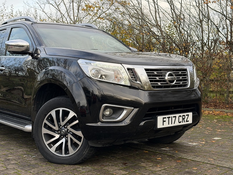 Nissan Navara dCi Tekna - U392