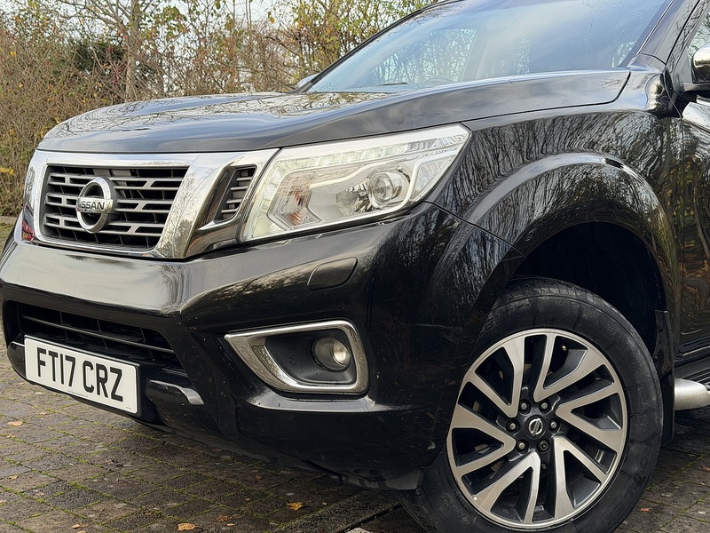 Nissan Navara dCi Tekna - U392
