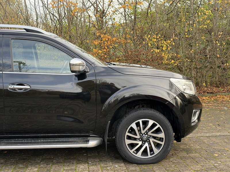 Nissan Navara dCi Tekna - U392
