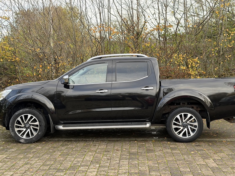 Nissan Navara dCi Tekna - U392