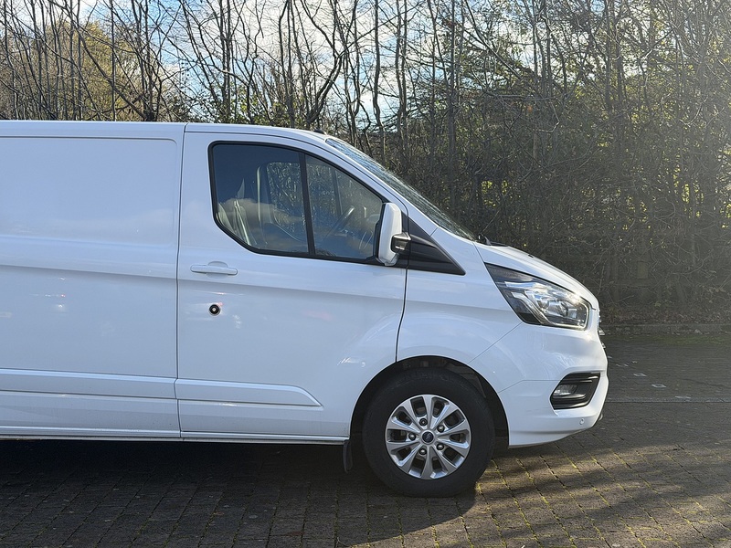 Ford Transit Custom 300 EcoBlue Limited - U400