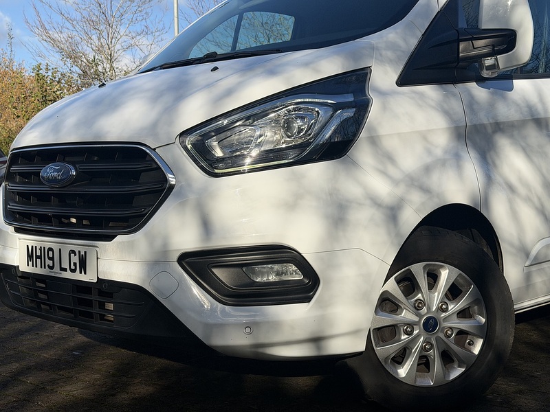 Ford Transit Custom 300 EcoBlue Limited - U400