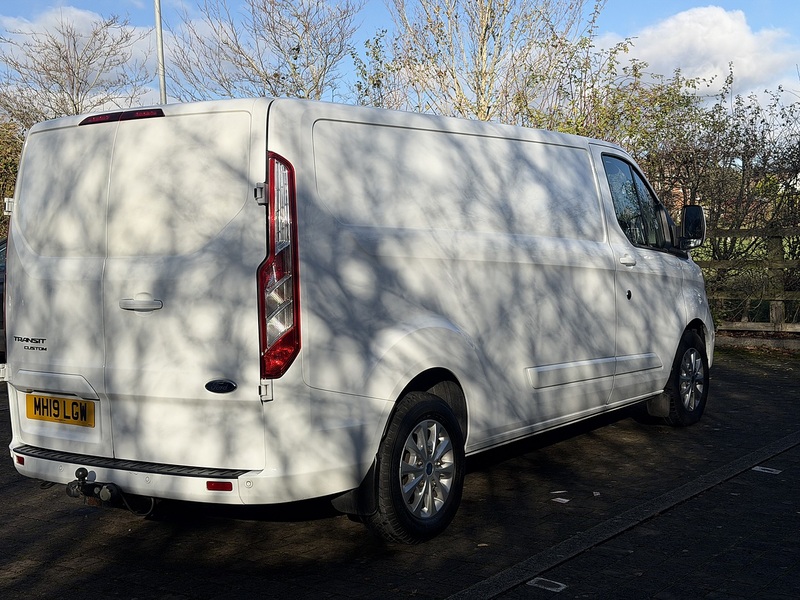 Ford Transit Custom 300 EcoBlue Limited - U400