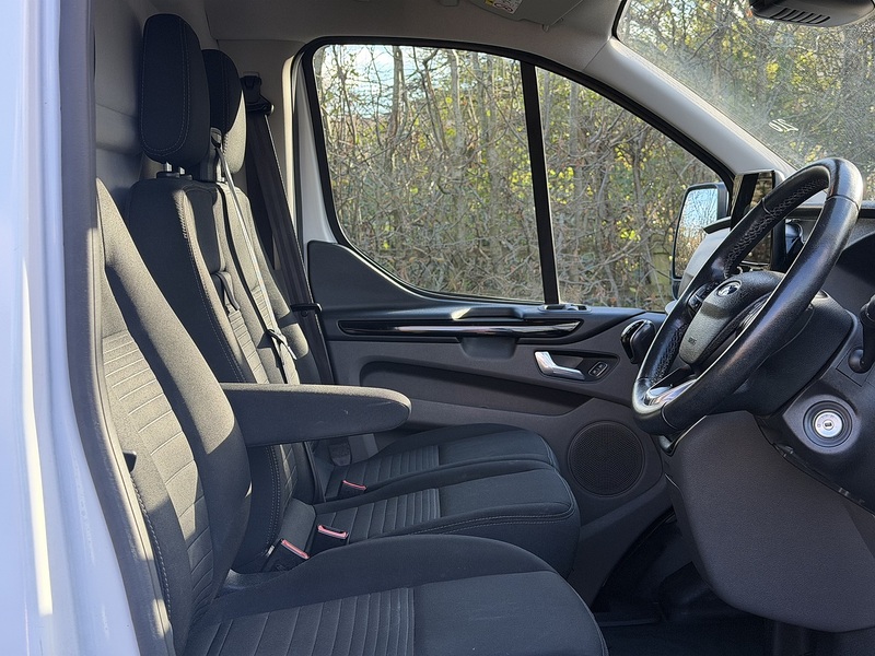 Ford Transit Custom 300 EcoBlue Limited - U400