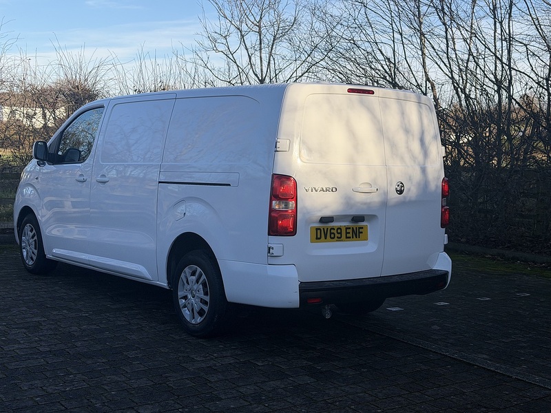 Vauxhall Vivaro Turbo D 2900 Sportive - U404