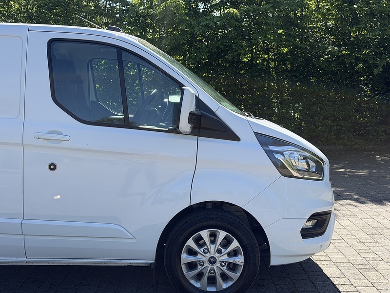 Ford Transit Custom 280 EcoBlue Limited - U422