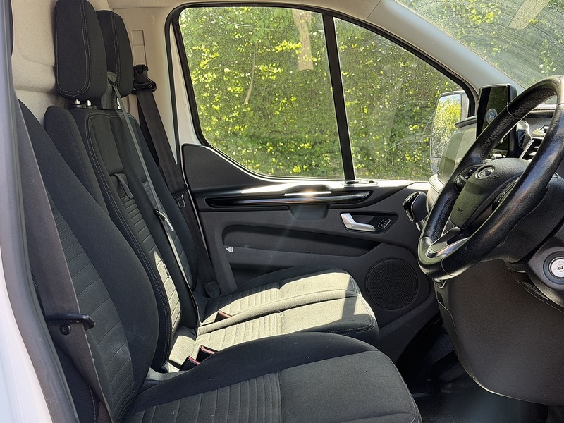 Ford Transit Custom 280 EcoBlue Limited - U422